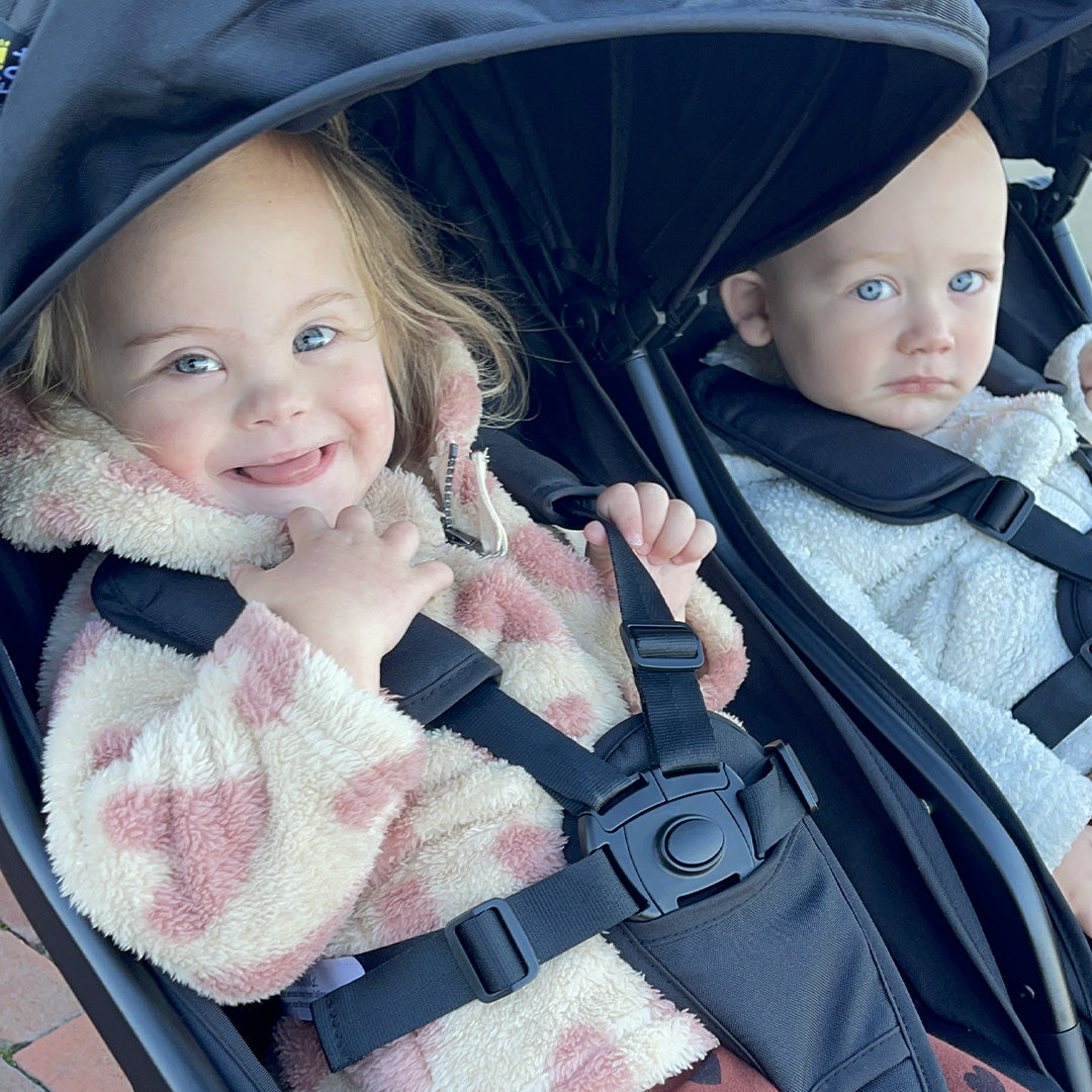 Mompush Lithe Lightweight Double Stroller Black